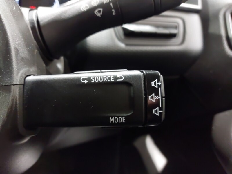 Used Renault Clio 2023 for sale - 77761404: Photo 18