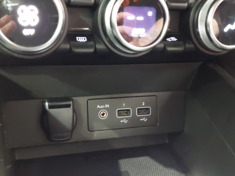 Used Renault Clio 2023 for sale - 77761404: Photo 19