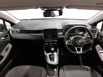 Used Renault Clio 2023 for sale - 77761404: Photo