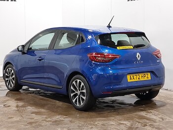 Used Renault Clio 2023 for sale - 77761404: Photo