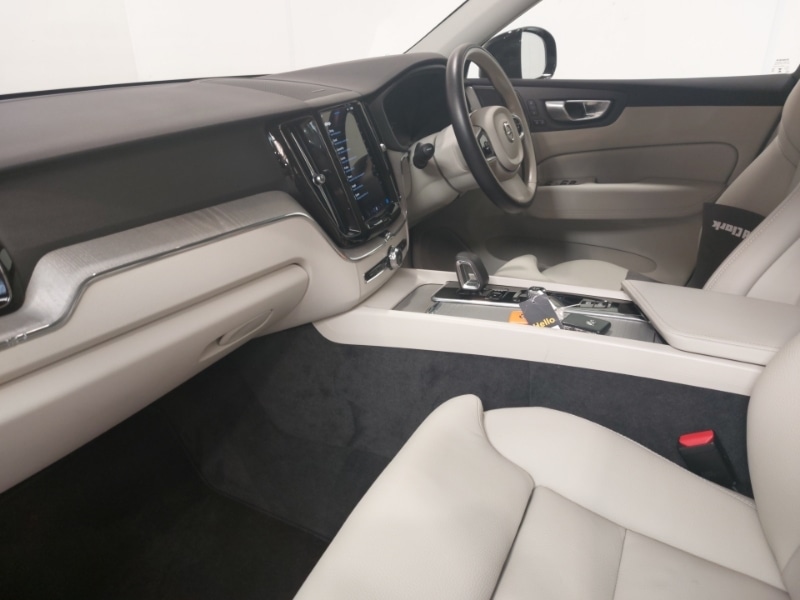 Used Volvo XC60 2023 for sale - 76083290: Photo 5