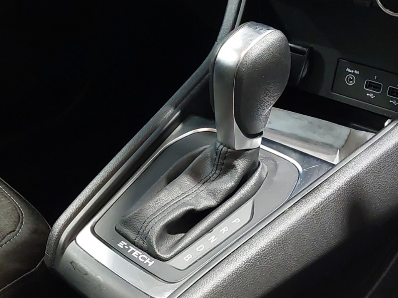 Used Renault Captur 2023 for sale - 77777274: Photo 17