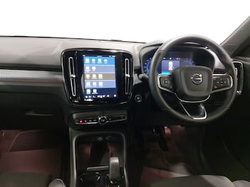 Used Volvo XC40 2024 for sale - 76199448: Photo