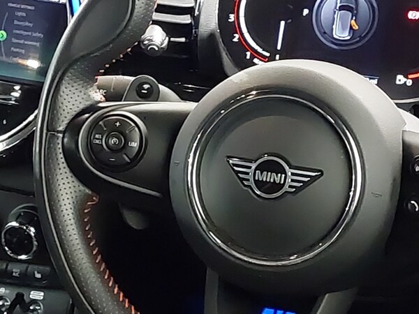 Used MINI Clubman 2021 for sale - 76233532: Photo 10