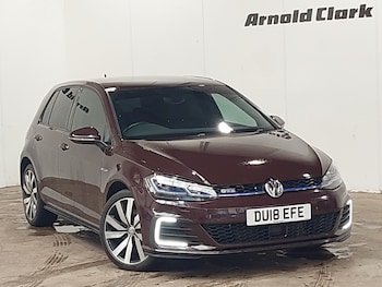Used Volkswagen Golf 2018 for sale - 78757114: Photo