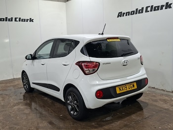 Used Hyundai i10 2019 for sale - 79273879: Photo