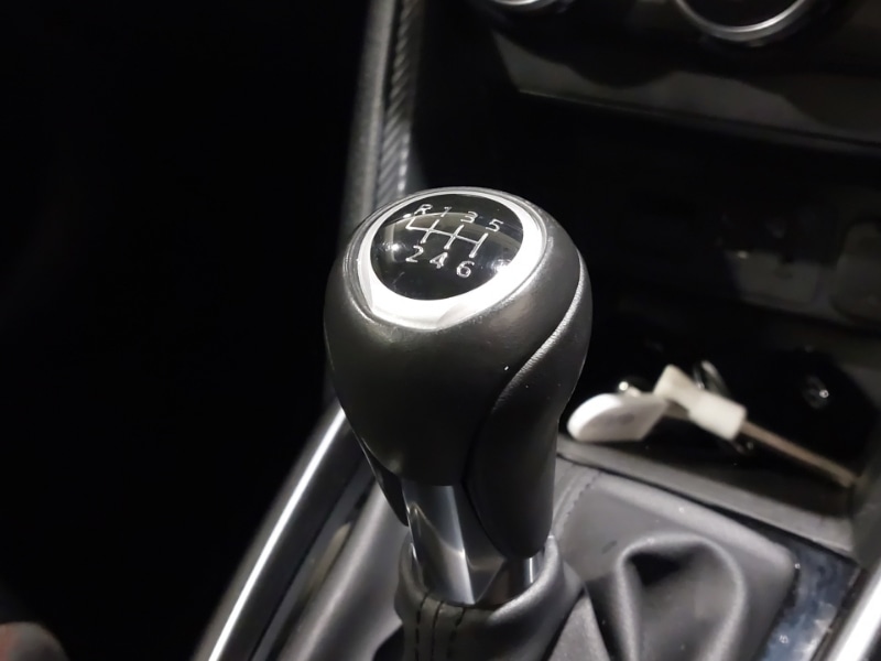 Used Mazda Mazda2 2023 for sale - 77265072: Photo 17