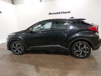 Used Toyota C-HR 2019 for sale - 76537113: Photo