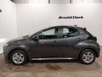 Used Mazda Mazda2 HYBRID 2024 for sale - 76548983: Photo