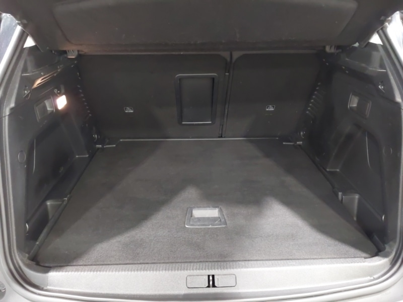 Used Peugeot 3008 2018 for sale - 77070275: Photo 8