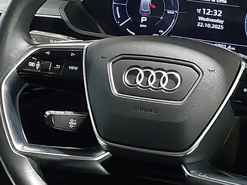 Used Audi e-tron 2021 for sale - 76365655: Photo 11