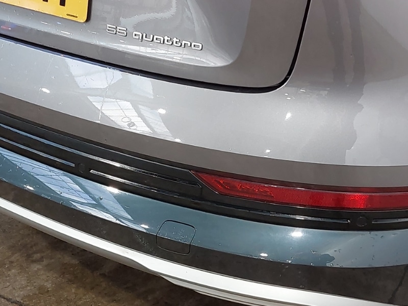 Used Audi e-tron 2021 for sale - 76365655: Photo 16