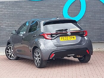 Used Toyota Yaris 2022 for sale - 77475831: Photo