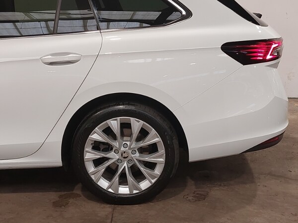 Used Skoda Superb 2024 for sale - 75072741: Photo 14
