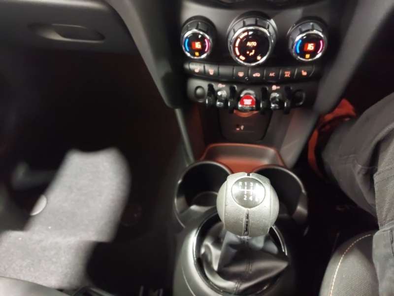 Used MINI Hatch 2019 for sale - 77832644: Photo 17