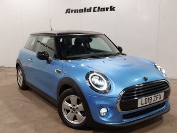 Used MINI Hatch 2019 for sale - 77832644: Photo