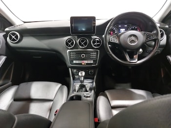 Used Mercedes-Benz A-Class 2017 for sale - 76609903: Photo