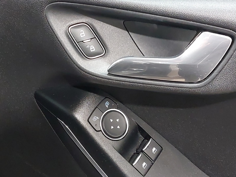 Used Ford Fiesta 2018 for sale - 76379387: Photo 19