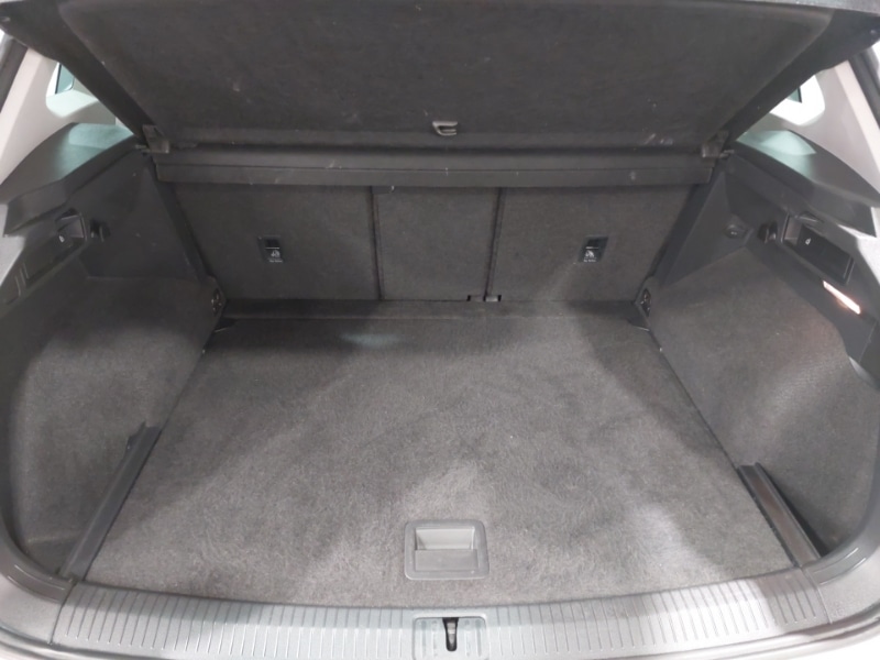 Used Volkswagen Tiguan 2019 for sale - 78202771: Photo 8
