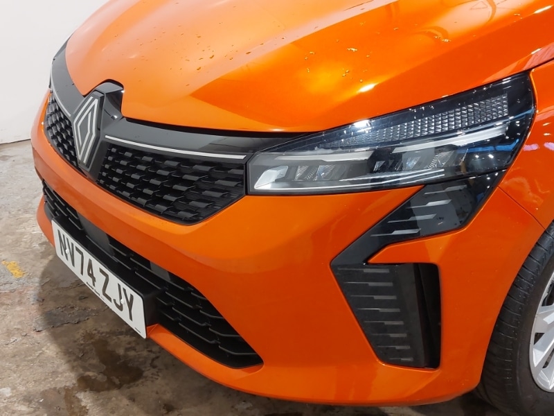 Used Renault Clio 2025 for sale - 76683521: Photo 12