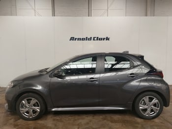 Used Toyota Yaris 2024 for sale - 78905688: Photo