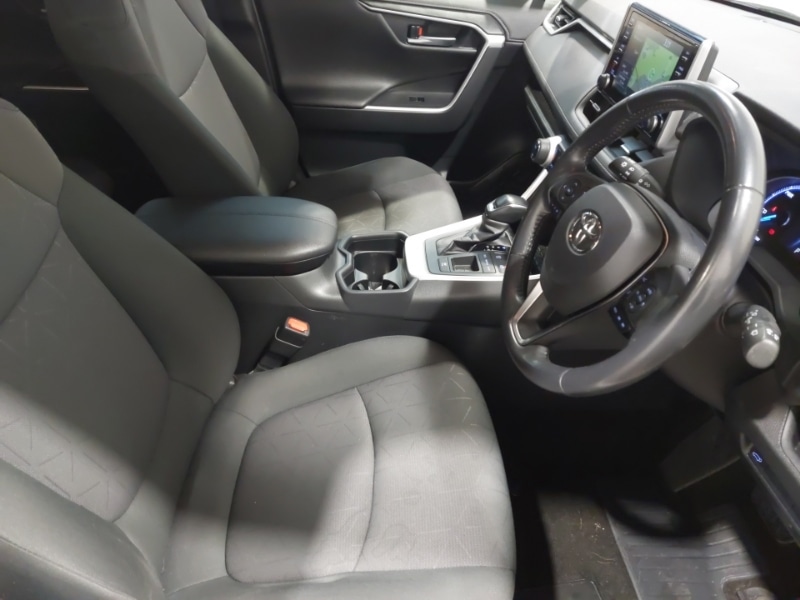 Used Toyota RAV4 2019 for sale - 76696208: Photo 18