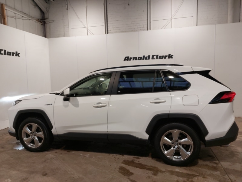 Used Toyota RAV4 2019 for sale - 76696208: Photo 4