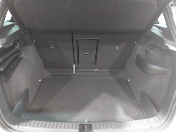Used Skoda Karoq 2024 for sale - 75989546: Photo 8