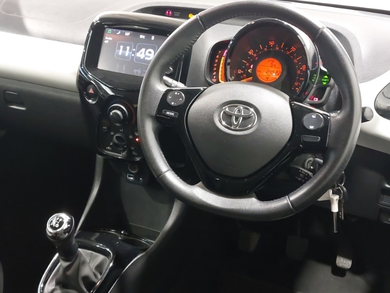 Used Toyota AYGO 2016 for sale - 76721883: Photo 10