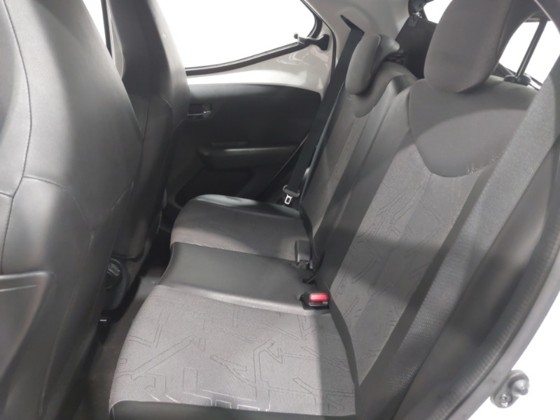 Used Toyota AYGO 2016 for sale - 76721883: Photo 6