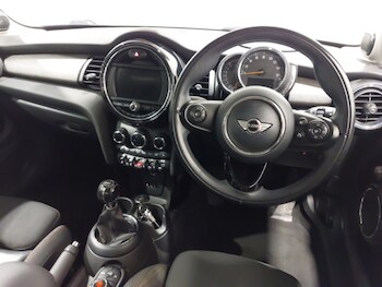 Used MINI Hatch 2017 for sale - 77329676: Photo