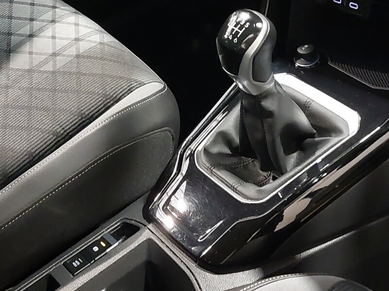 Used Volkswagen T-Roc 2022 for sale - 77999905: Photo 17