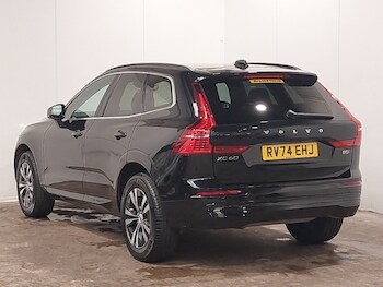 Used Volvo XC60 2024 for sale - 75900170: Photo