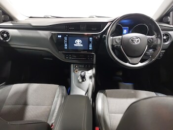 Used Toyota Auris 2017 for sale - 78441527: Photo
