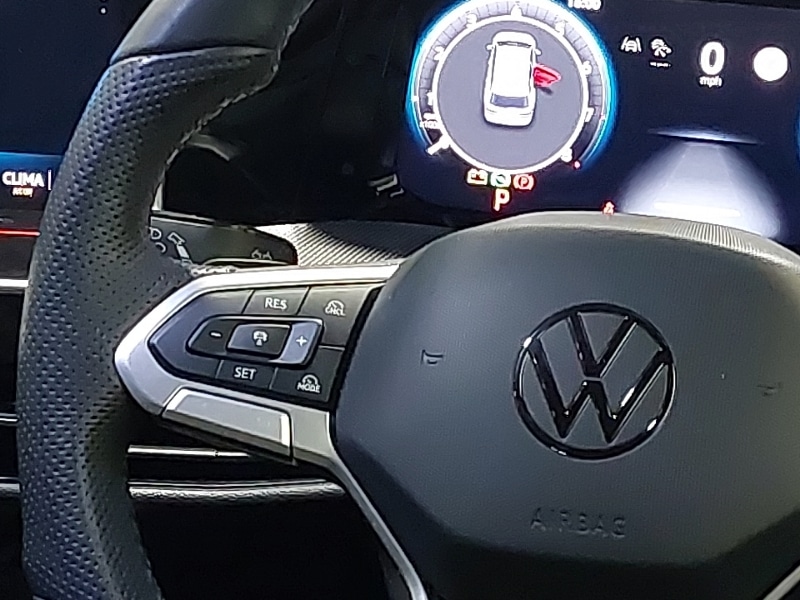 Used Volkswagen Golf 2024 for sale - 76418868: Photo 11