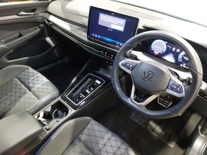 Used Volkswagen Golf 2024 for sale - 76418868: Photo 18