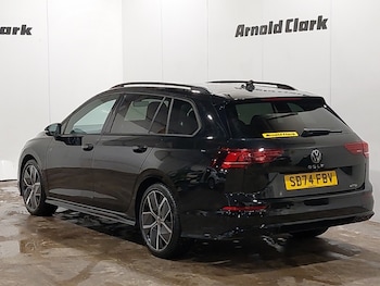 Used Volkswagen Golf 2024 for sale - 76418868: Photo