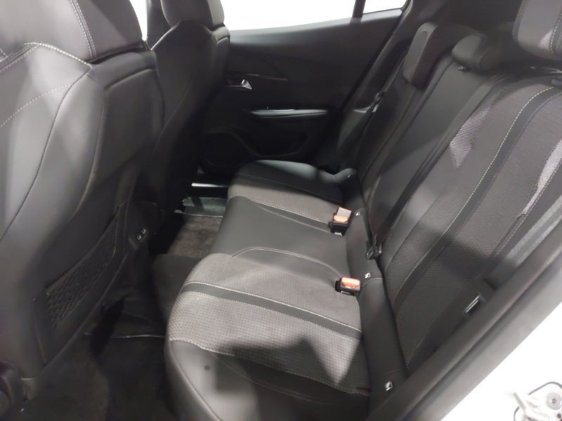 Used Peugeot 2008 2022 for sale - 76879978: Photo 6