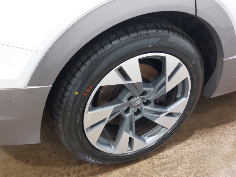 Used Audi e-tron 2020 for sale - 78147469: Photo 16