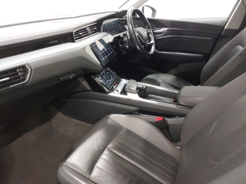 Used Audi e-tron 2020 for sale - 78147469: Photo 5