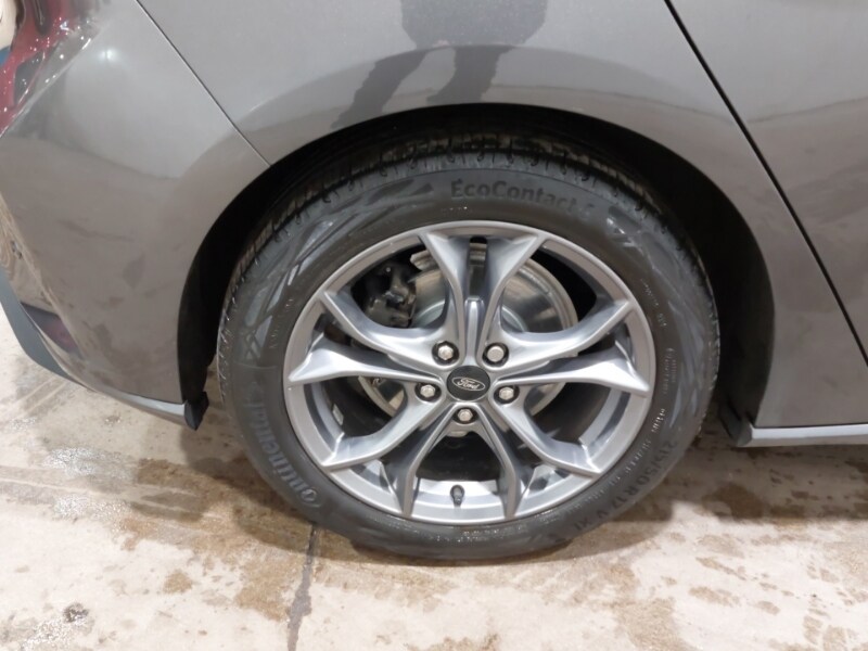 Used Ford Focus 2021 for sale - 77475844: Photo 12