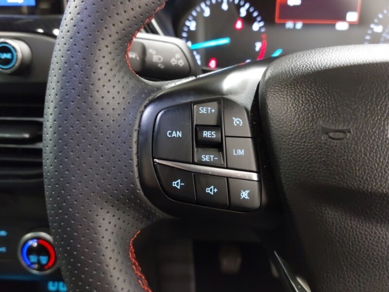 Used Ford Focus 2021 for sale - 77475844: Photo 16