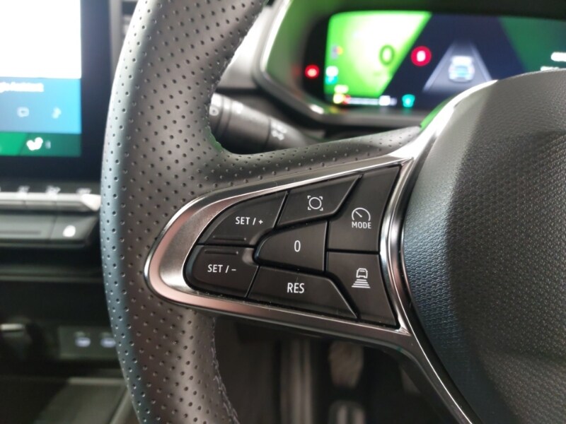 Used Renault Other 2025 for sale - 78211465: Photo 17