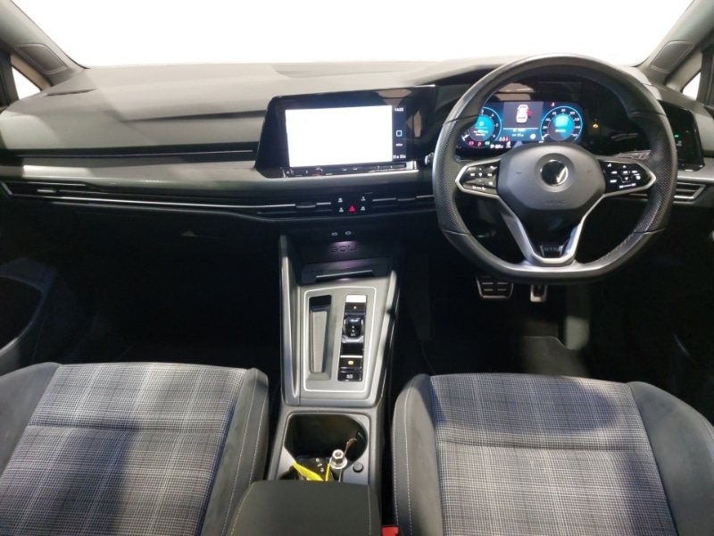 Used Volkswagen Golf 2021 for sale - 76683526: Photo 2