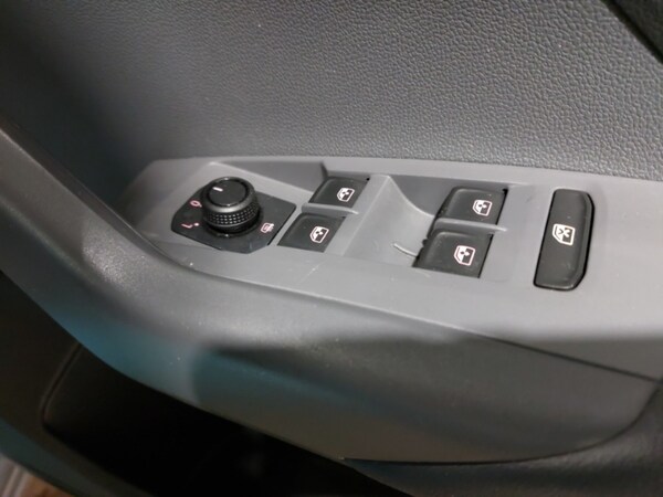 Used Volkswagen T-Cross 2021 for sale - 76195858: Photo 16