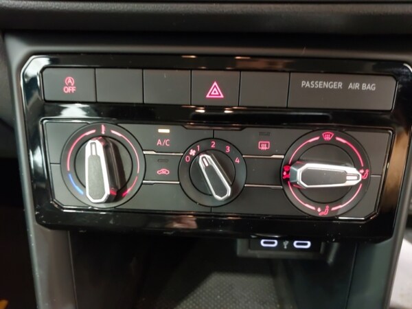 Used Volkswagen T-Cross 2021 for sale - 76195858: Photo 17
