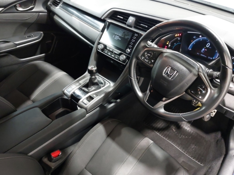 Used Honda Civic 2020 for sale - 76629326: Photo 18