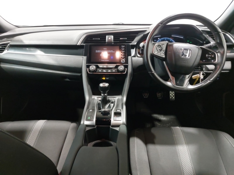 Used Honda Civic 2020 for sale - 76629326: Photo 2