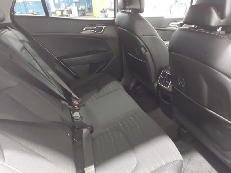Used Kia Sportage 2023 for sale - 76879947: Photo 11