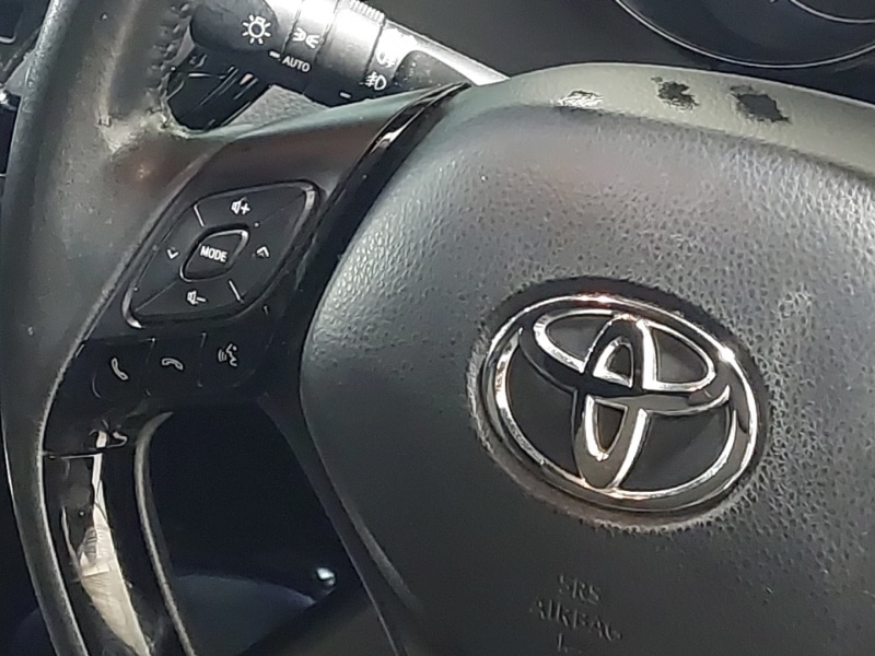 Used Toyota C-HR 2021 for sale - 76785835: Photo 11